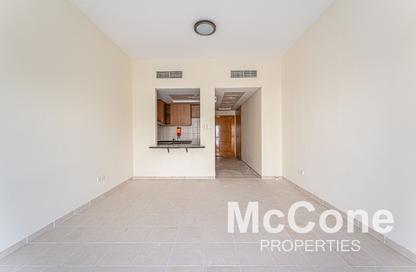 Apartment - Studio - 1 for rent in Building 227 - Mogul Cluster - Discovery Gardens - Dubai Apartment - Studio - 1 for rent in Building 227 - Mogul Cluster - Discovery Gardens - Dubai