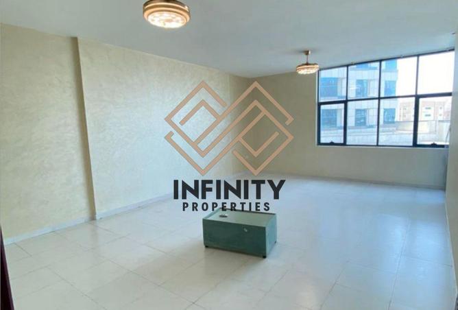 82821374 - صورة العقار 2