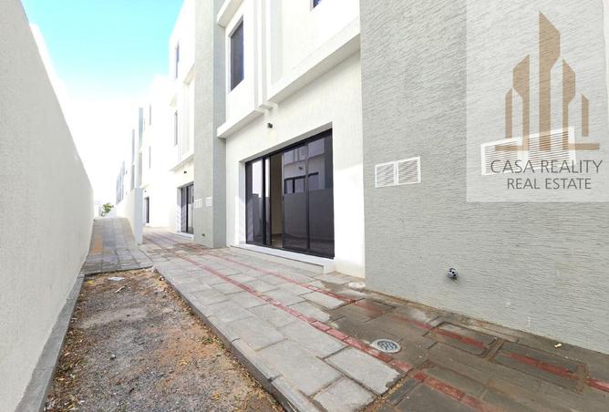 73863900 - Property Image 2