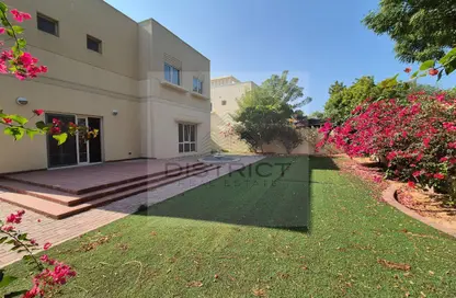 Villa - 3 Bedrooms - 4 Bathrooms for rent in Meadows 9 - Meadows - Dubai