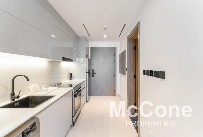 98700744 - Property Image 2