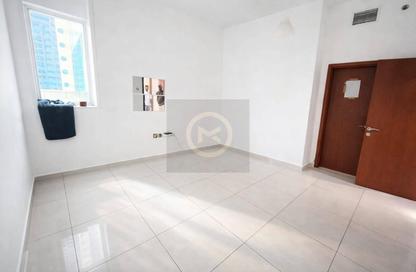 Apartment - 1 Bedroom - 2 Bathrooms for sale in Marina Pinnacle - Dubai Marina - Dubai Apartment - 1 Bedroom - 2 Bathrooms for sale in Marina Pinnacle - Dubai Marina - Dubai