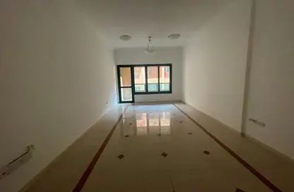 Apartment - 3 Bedrooms - 3 Bathrooms for rent in Ali Mousa Tower 1 - Al Majaz 2 - Al Majaz - Sharjah