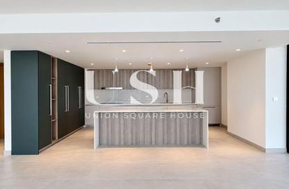 Apartment - 4 - 5 for sale in Laurel - Central Park at City Walk - City Walk - Al Wasl - Dubai