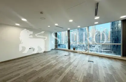 مكتب - استوديو - 1 حمام للايجار في برج بلو باي - الخليج التجاري - دبي