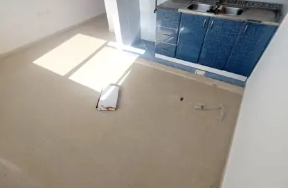 Apartment - Studio - 1 Bathroom for rent in New Al Taawun Road - Al Taawun - Sharjah