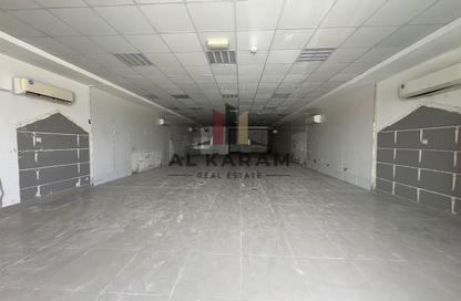 Show Room - Studio - 4 Bathrooms for rent in Al Felyyah - Ras Al Khaimah