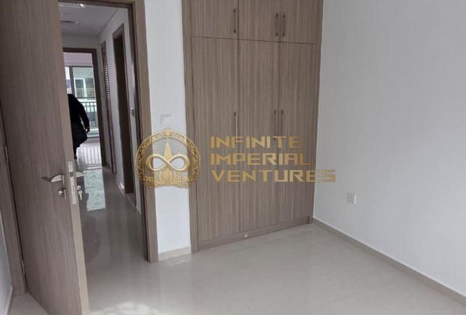 83245400 - Property Image 3