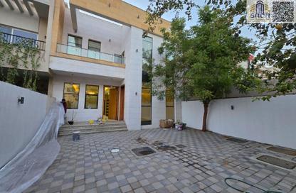 Villa - 5 Bedrooms - 6 Bathrooms for rent in Al Yasmeen 1 - Al Yasmeen - Ajman