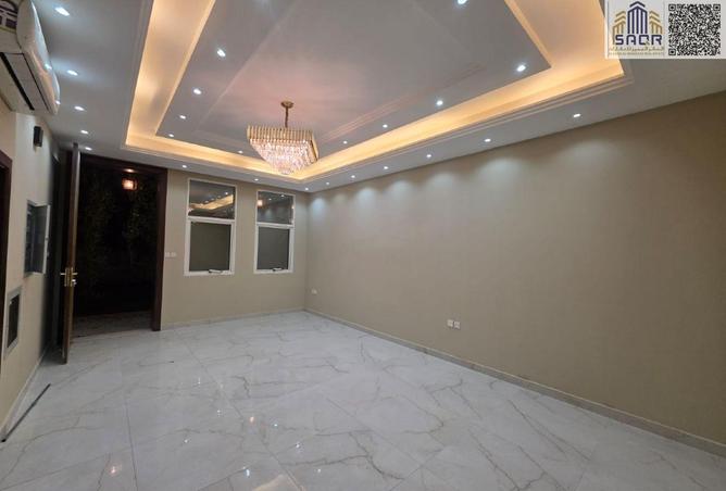 93151959 - Property Image 2