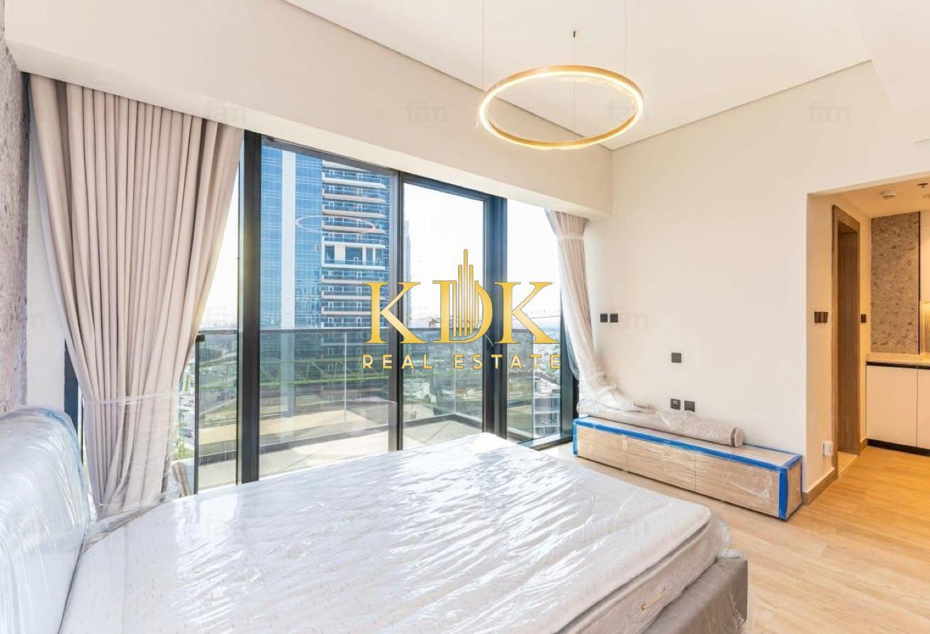 1BR Apartment|Seslia Tower| Balcony & Skyline View