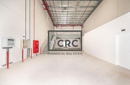 Warehouse - Studio - 1 for rent in Dubai Investment Park 1 (DIP 1) - Dubai Investment Park (DIP) - Dubai