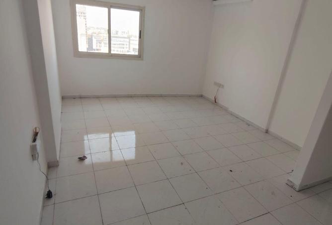 106843452 - Property Image 3