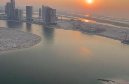 Apartment - 2 Bedrooms - 3 Bathrooms for sale in Al Khan Corniche - Al Khan - Sharjah Apartment - 2 Bedrooms - 3 Bathrooms for sale in Al Khan Corniche - Al Khan - Sharjah
