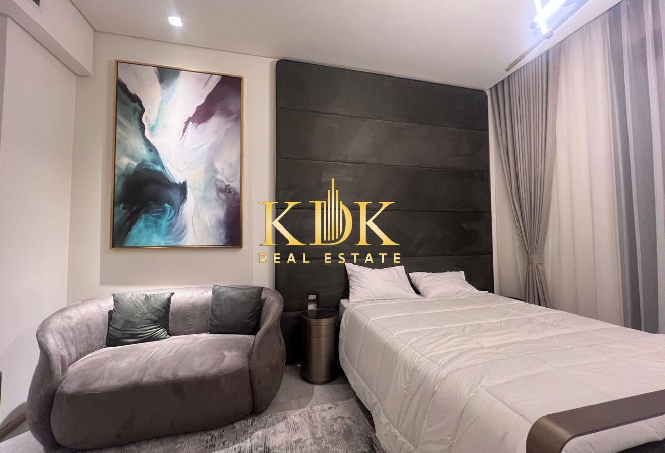 Furnished Studio | The Autograph | Balcony photo 9