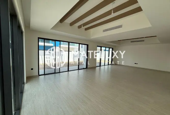 152388212 - Property Image 3