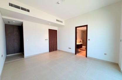 Townhouse - 2 Bedrooms - 3 Bathrooms for rent in Bloom Living - Zayed City (Khalifa City C) - Khalifa City - Abu Dhabi