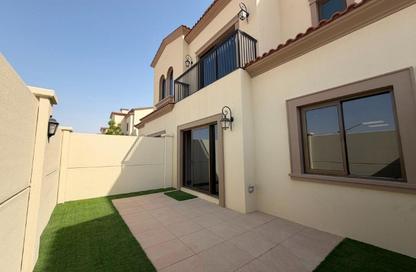 Townhouse - 2 Bedrooms - 3 Bathrooms for rent in Bloom Living - Zayed City (Khalifa City C) - Khalifa City - Abu Dhabi