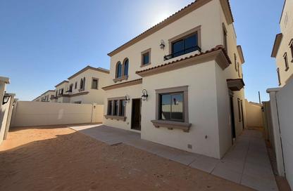 Townhouse - 2 Bedrooms - 3 Bathrooms for rent in Bloom Living - Zayed City (Khalifa City C) - Khalifa City - Abu Dhabi