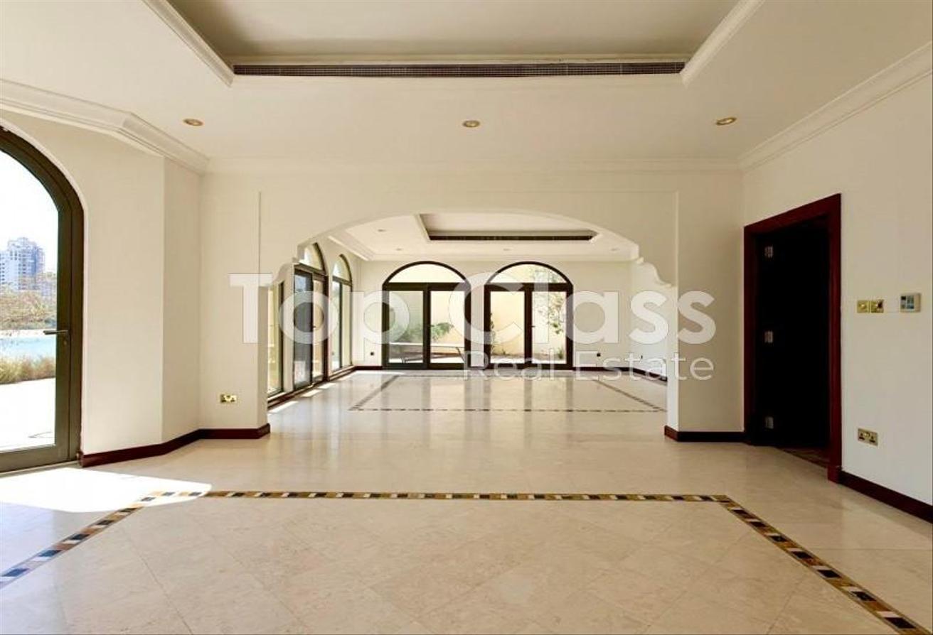 5BR Villa | Palm Jumeirah | Beach Access photo 8
