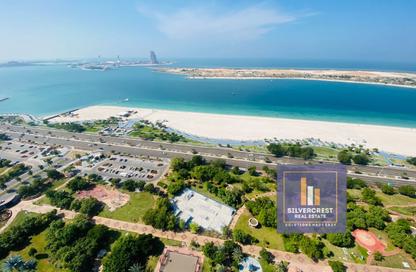 Apartment - 5 Bedrooms - 6 Bathrooms for rent in Wave tower - Corniche Road - Abu Dhabi Apartment - 5 Bedrooms - 6 Bathrooms for rent in Wave tower - Corniche Road - Abu Dhabi
