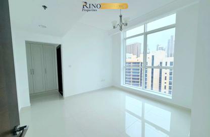 Apartment - 1 - 2 for rent in Majestic Tower - Al Abraj street - Business Bay - Dubai