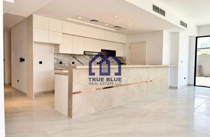 Villa - 4 Bedrooms - 5 Bathrooms for rent in Falcon Island North - Falcon Island - Al Hamra Village - Ras Al Khaimah Villa - 4 Bedrooms - 5 Bathrooms for rent in Falcon Island North - Falcon Island - Al Hamra Village - Ras Al Khaimah