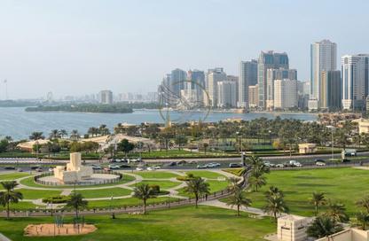 Apartment - 2 Bedrooms - 2 Bathrooms for rent in DoubleTree by Hilton Sharjah Waterfront Hotel  and  Residences - Al Majaz 2 - Al Majaz - Sharjah