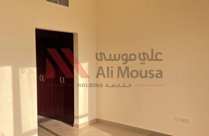 Apartment - 2 Bedrooms - 3 Bathrooms for rent in Ali Mousa Tower 1 - Al Majaz 2 - Al Majaz - Sharjah