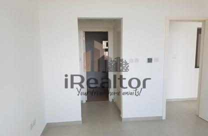 Apartment - 1 Bedroom - 2 Bathrooms for rent in Al Khaleej Village - Al Ghadeer - Abu Dhabi