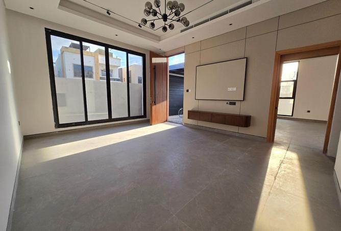 16305909 - Property Image 3