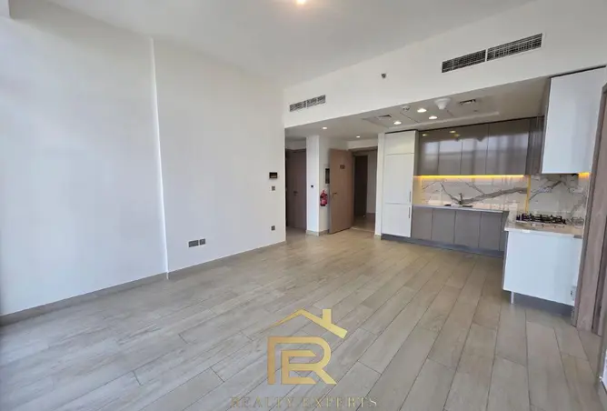 114611188 - Property Image 2
