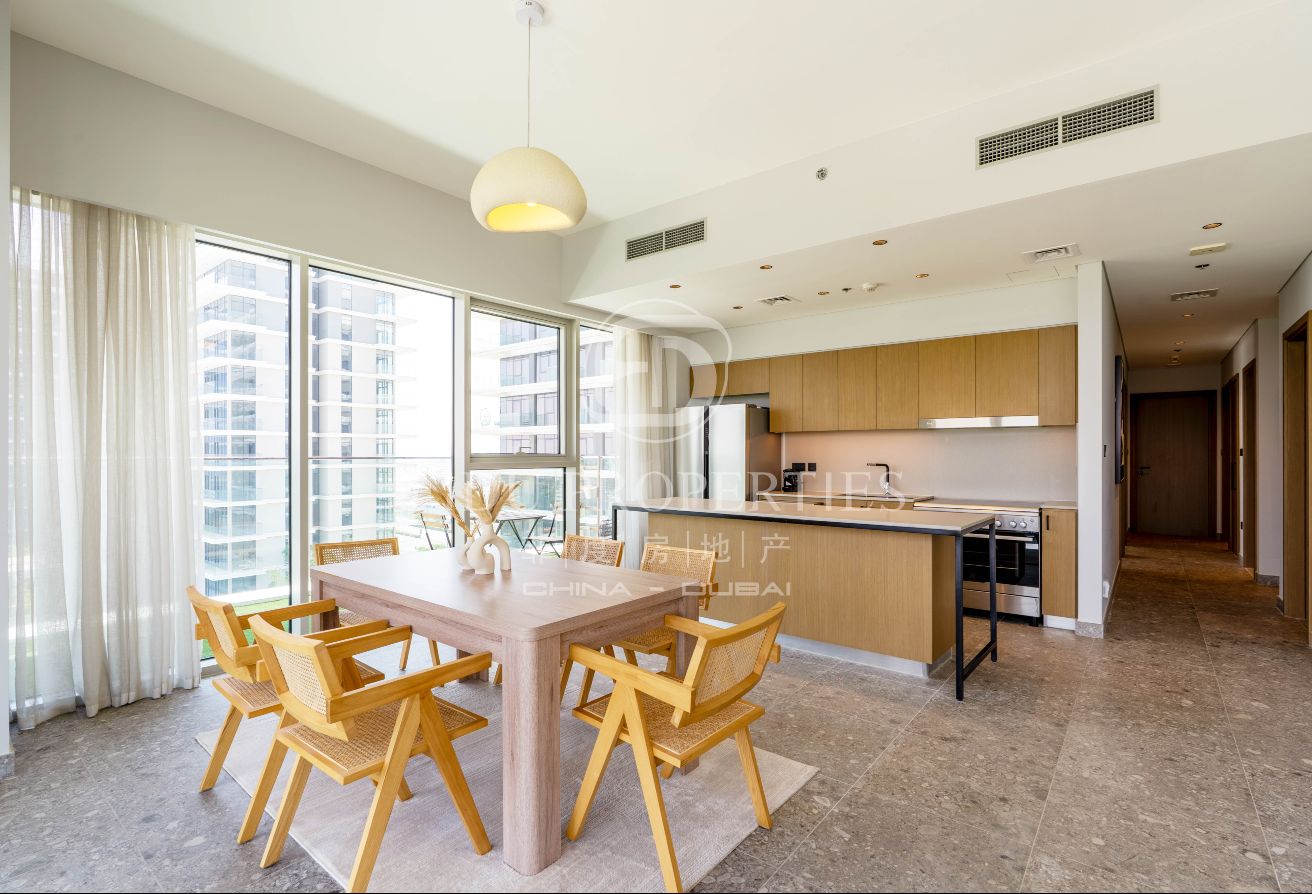 BEST LAYOUT | FURNISHED AND UPGRADED | GOLF VIEW