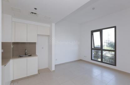 Apartment - Studio - 1 for rent in Zahra Apartments 2A - Zahra Apartments 2 - Zahra Apartments - Town Square - Dubai