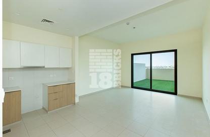 Apartment - 1 Bedroom - 1 Bathroom for rent in Golf Views A - Golf Views - Emaar South - Dubai South (Dubai World Central) - Dubai
