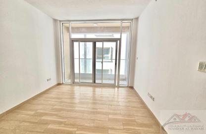 Apartment - 2 Bedrooms - 2 Bathrooms for rent in Muwailih Building - Muwaileh - Sharjah