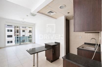 Apartment - Studio - 1 for rent in The Imperial Residence A - The Imperial Residence - District 5 - Jumeirah Village Triangle - Dubai