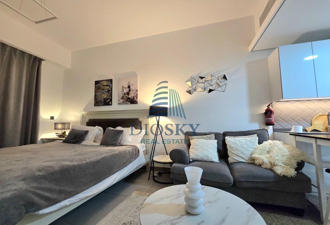 fully Furnished|Prime Location|12 Chqs With Bills photo 7