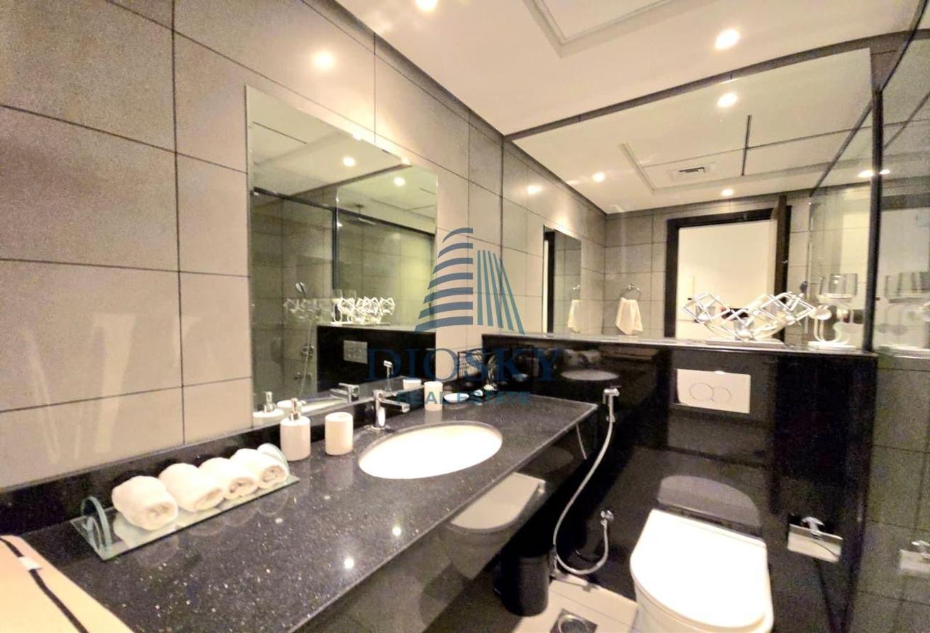 fully Furnished|Prime Location|12 Chqs With Bills photo 8