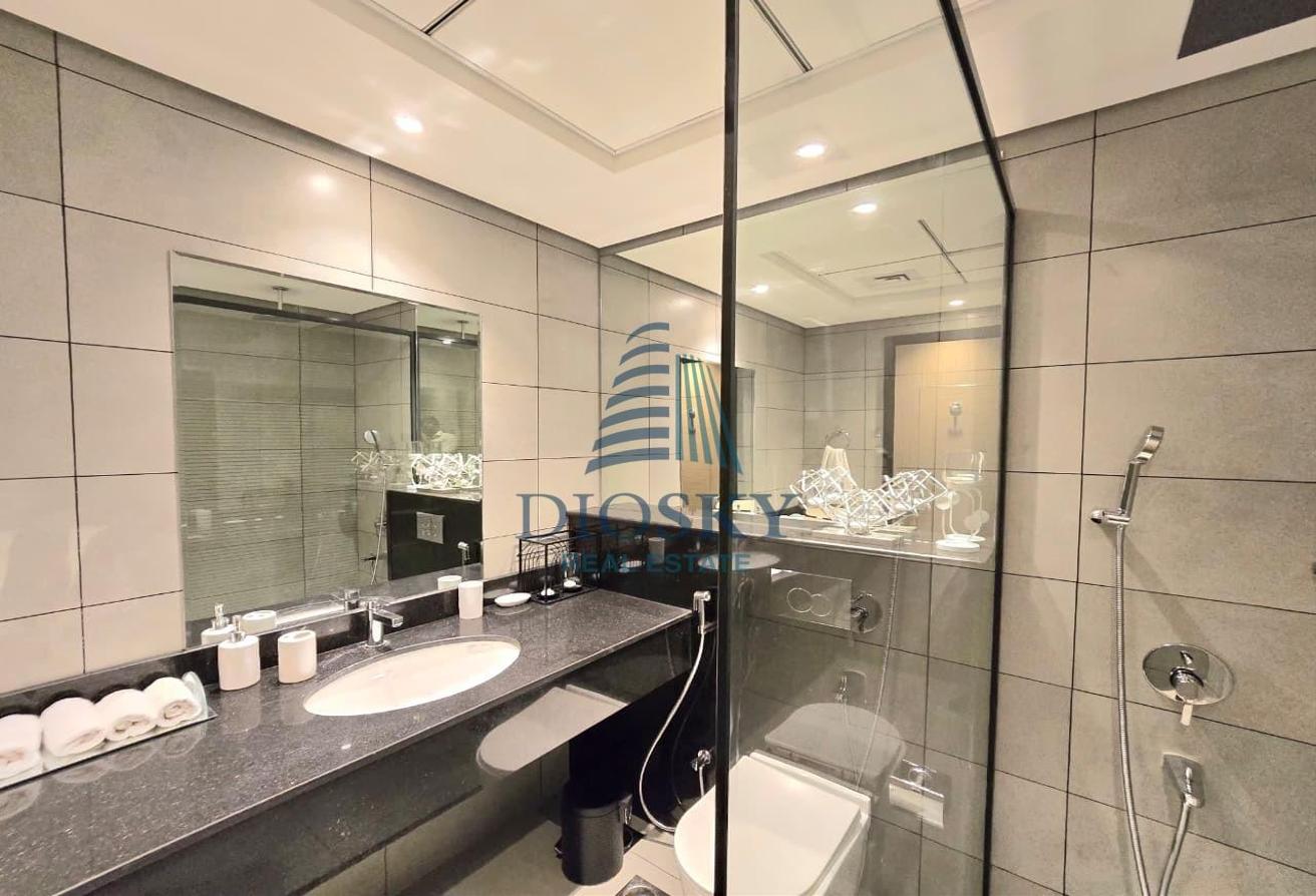 fully Furnished|Prime Location|12 Chqs With Bills photo 10