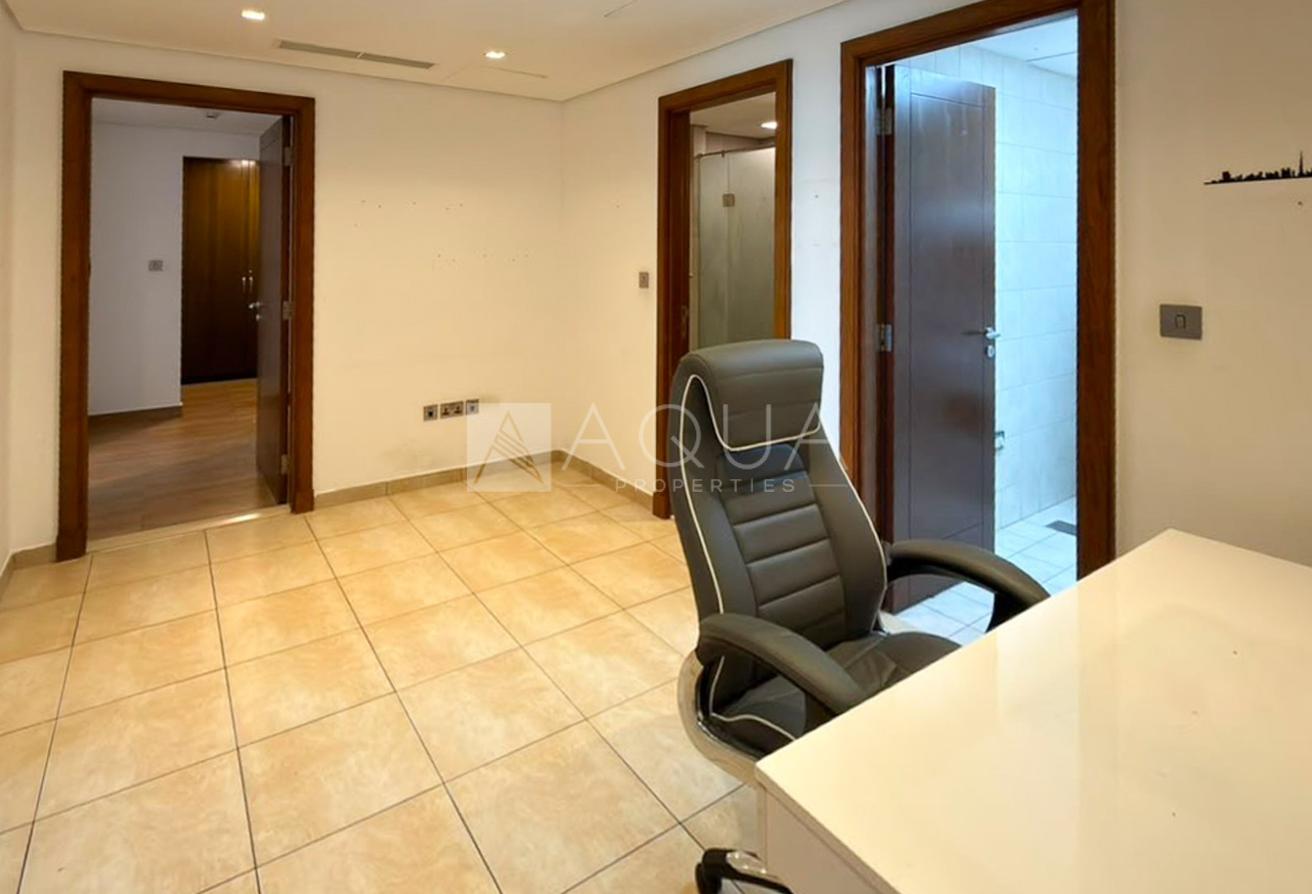 Premium Residence |Spacious Layout| Large Balcony photo 4