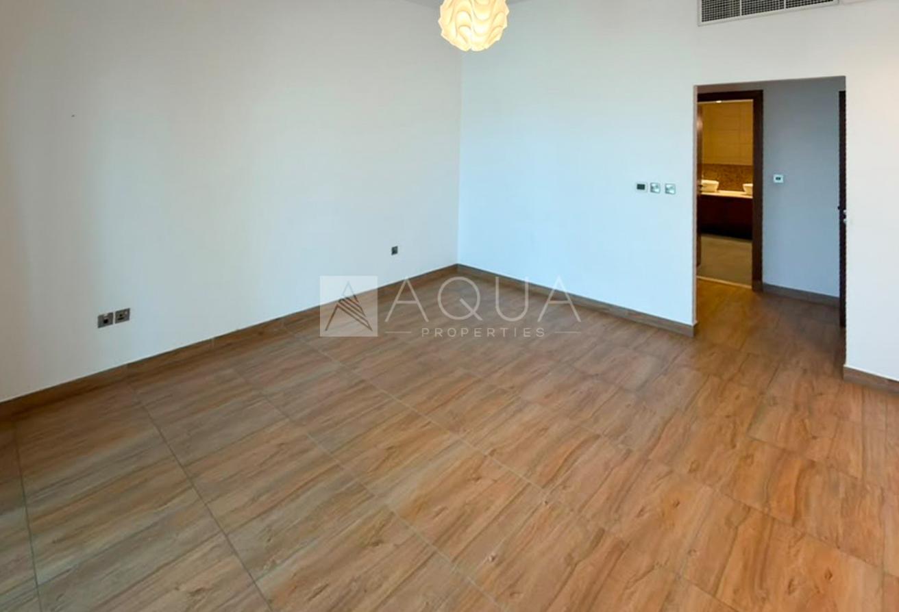 Premium Residence |Spacious Layout| Large Balcony photo 5