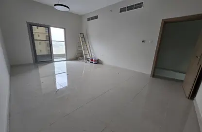 Apartment - 2 Bedrooms - 2 Bathrooms for rent in Al Jurf 2 - Al Jurf - Ajman Downtown - Ajman