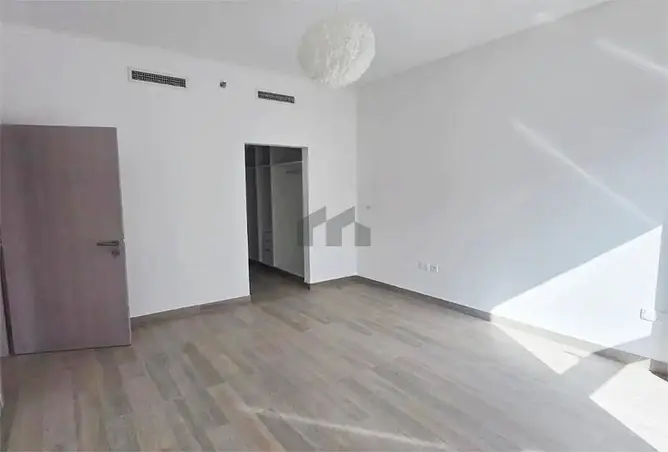 156003590 - Property Image 2