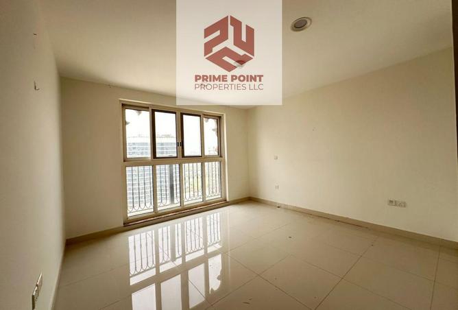 96532623 - Property Image 2