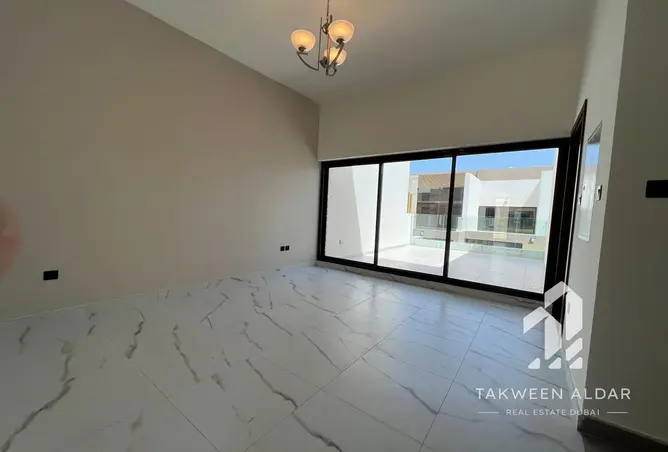 145988253 - Property Image 2