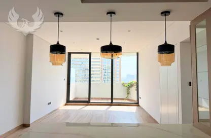 شقة - 2 غرف نوم - 2 حمامات للايجار في إليجانس من شيماء - منطقة 18 - قرية جميرا الدائرية - دبي