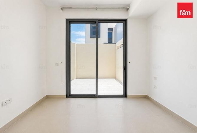 120182557 - Property Image 3