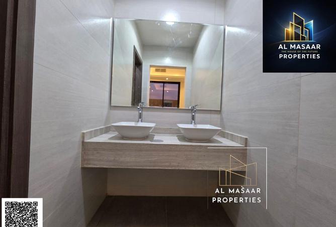 61693971 - Property Image 3