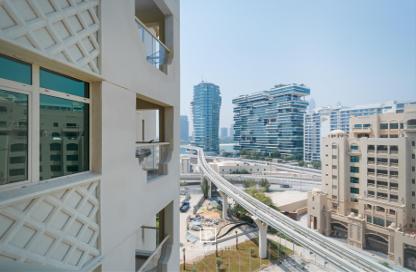 Apartment - 2 Bedrooms - 3 Bathrooms for rent in Al Khushkar - Shoreline Apartments - Palm Jumeirah - Dubai